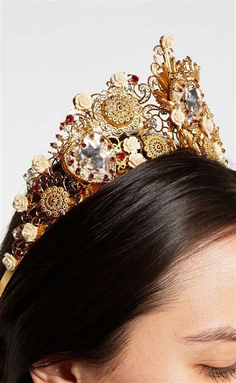 dolce & gabbana crown